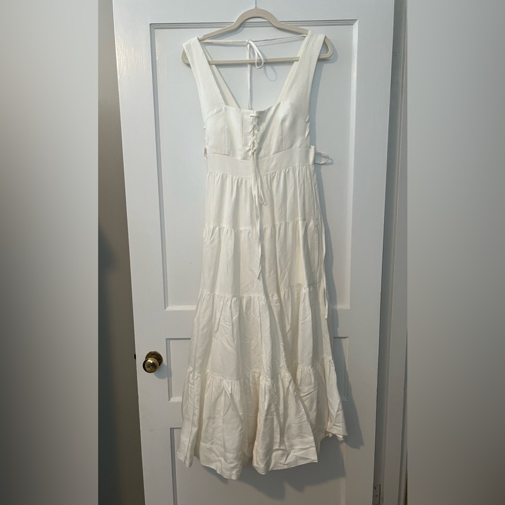 Beautiful Shona Joy white linen tie dress! Worn once! Fully lined.